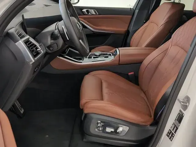 Gebraucht BMW X5 M Sport 286 PS (210 kW) 2025 Mineralweiss metallic SUV