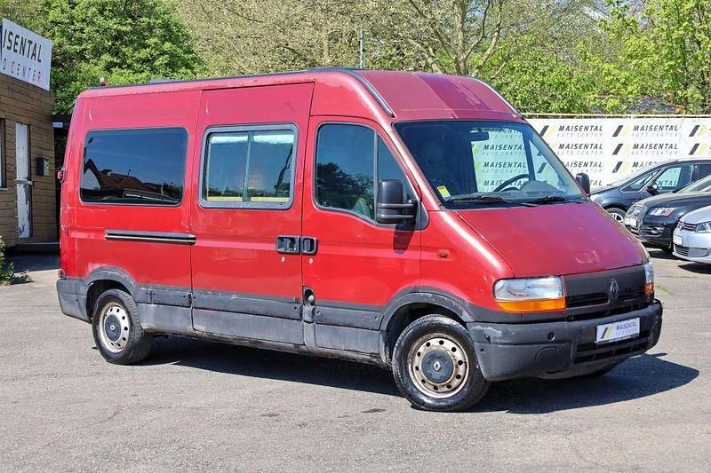 Second-hand Renault Master 90 CP (66 kW) 2001 Roșu Monovolum