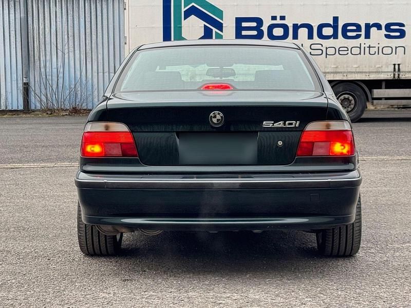 Gebraucht BMW 540 Sport Line 286 PS (210 kW) 1998 Grün Limousine