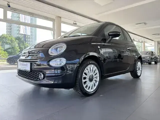 Gebraucht Fiat 500 Lounge 69 PS (50 kW) 2020 Colore esterno vesuvio schwarz Kleinwagen