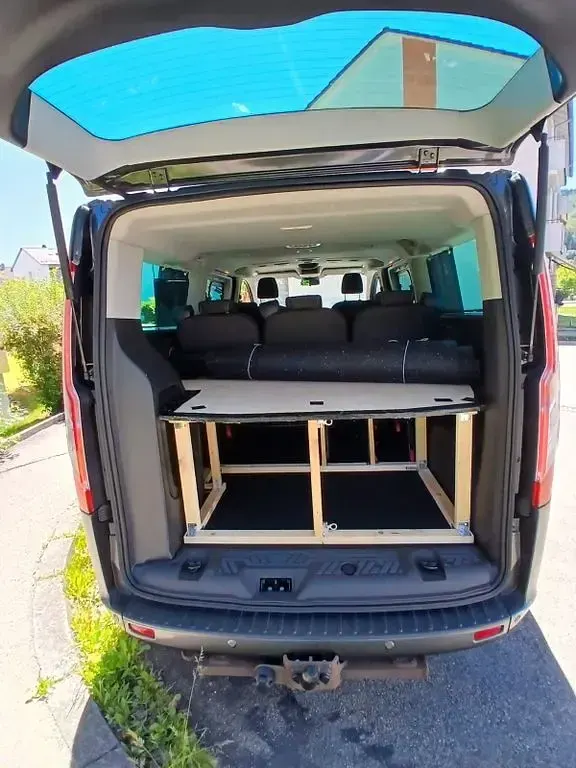 Gebraucht Ford Tourneo 170 PS (125 kW) 2017 Grau Van / Kleinbus