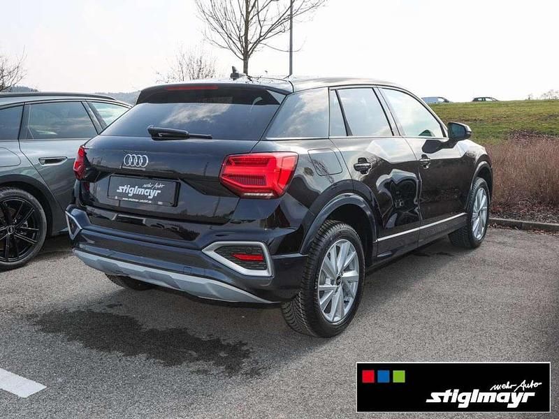 Neu Audi Q2 Advanced Plus 150 PS (110 kW) 2026 Mythosschwarz metallic SUV