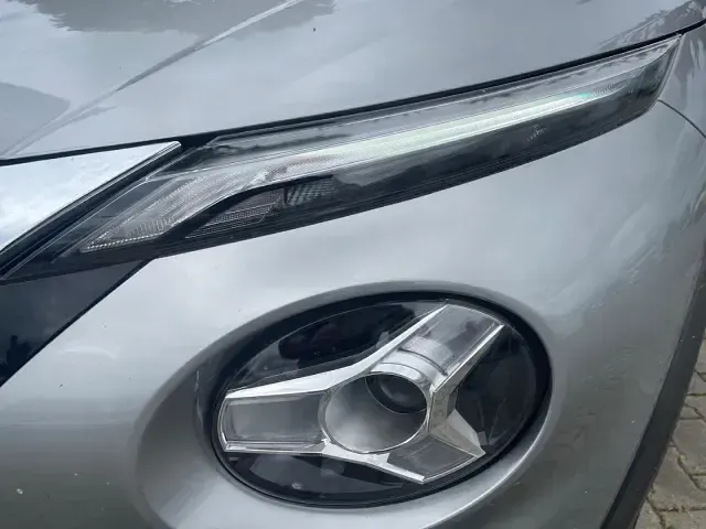 Gebraucht Nissan Juke Acenta 114 PS (83 kW) 2024 Silber SUV