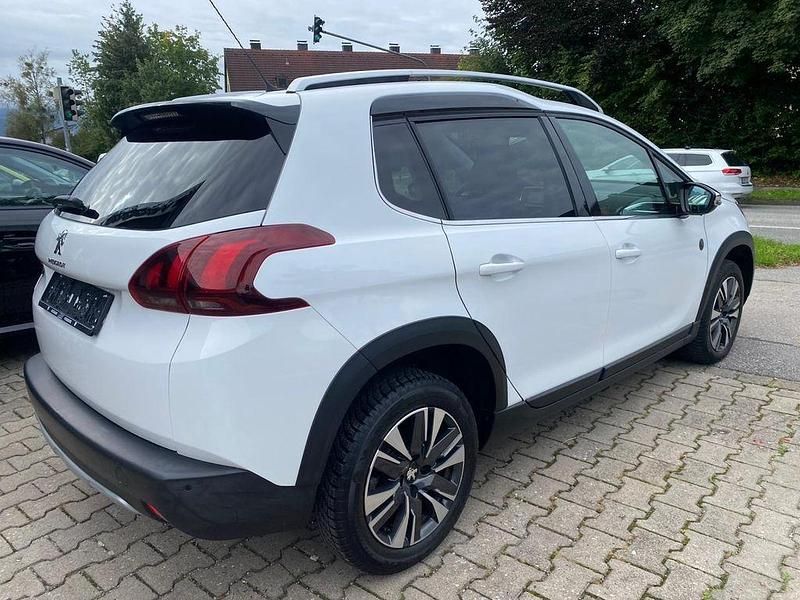 Gebraucht Peugeot 2008 Crossway 131 PS (96 kW) 2018 Weiß SUV