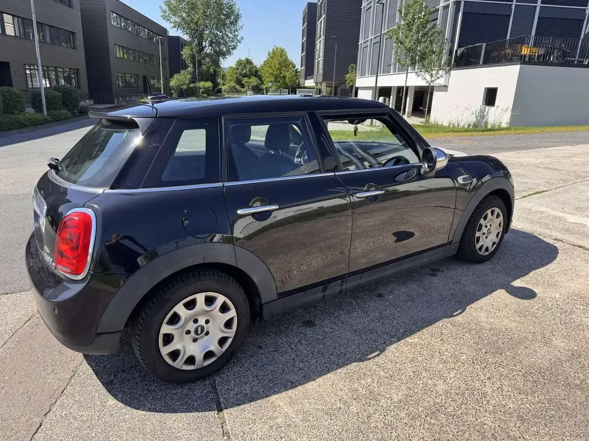 Gebraucht Mini Cooper D 116 PS (85 kW) 2015 Schwarz Kleinwagen