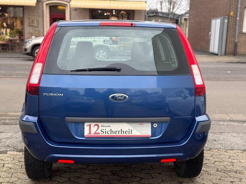 Gebraucht Ford Fusion Style 80 PS (58 kW) 2009 Blau Kleinwagen