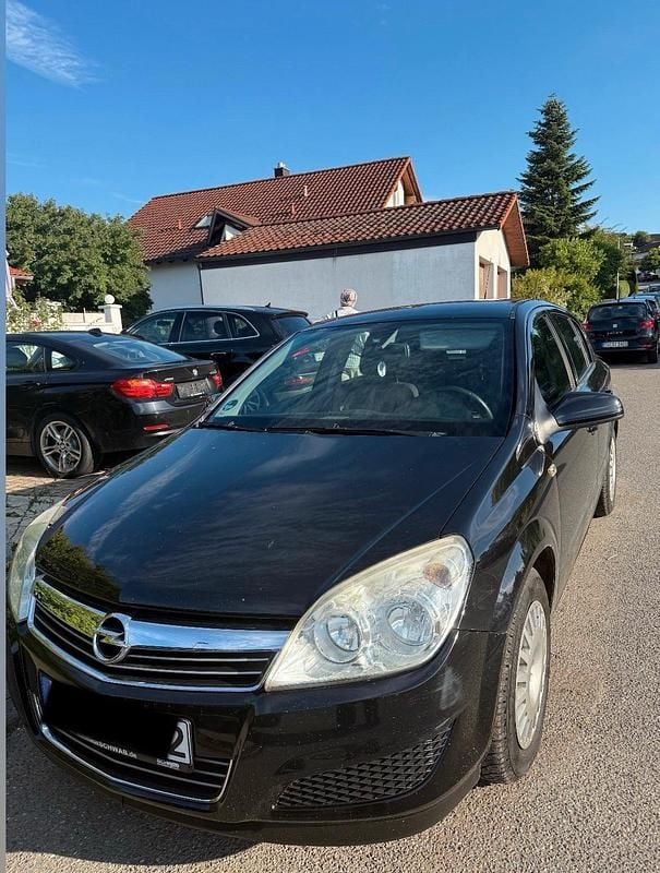 Gebraucht Opel Astra 109 PS (80 kW) 2009 Schwarz Kleinwagen