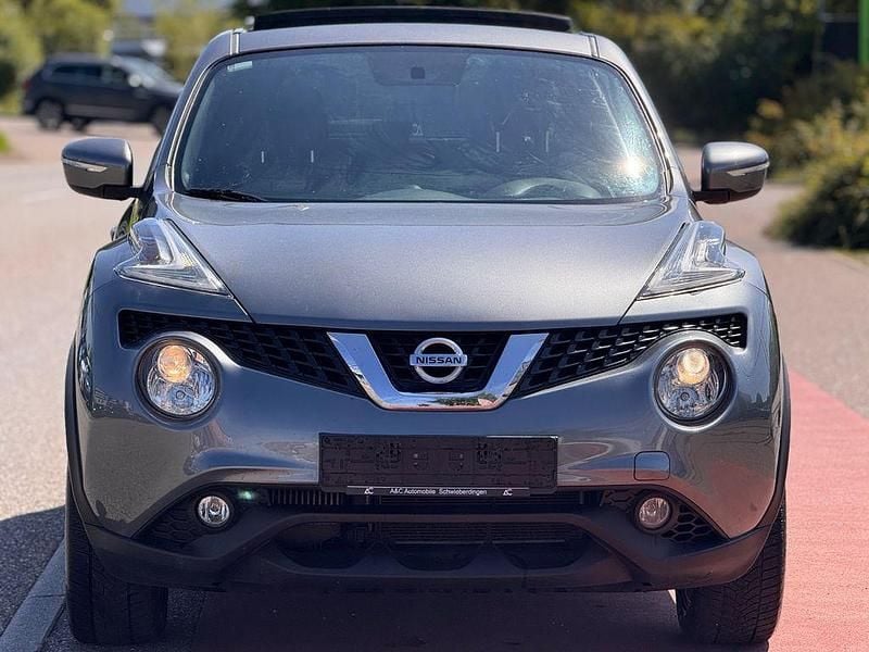 Usado Nissan Juke Acenta 116 HP (85 kW) 2017 Cinzento SUV