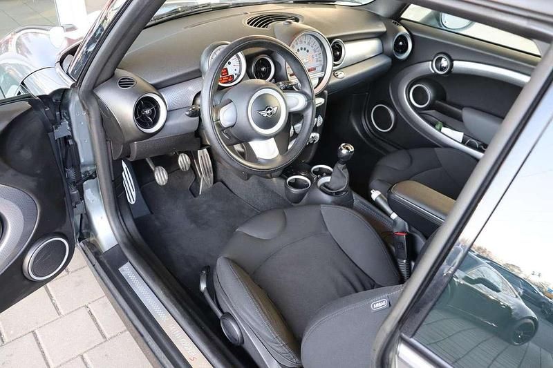Gebraucht Mini Cooper S 174 PS (127 kW) 2008 Dark silver metallic Kleinwagen