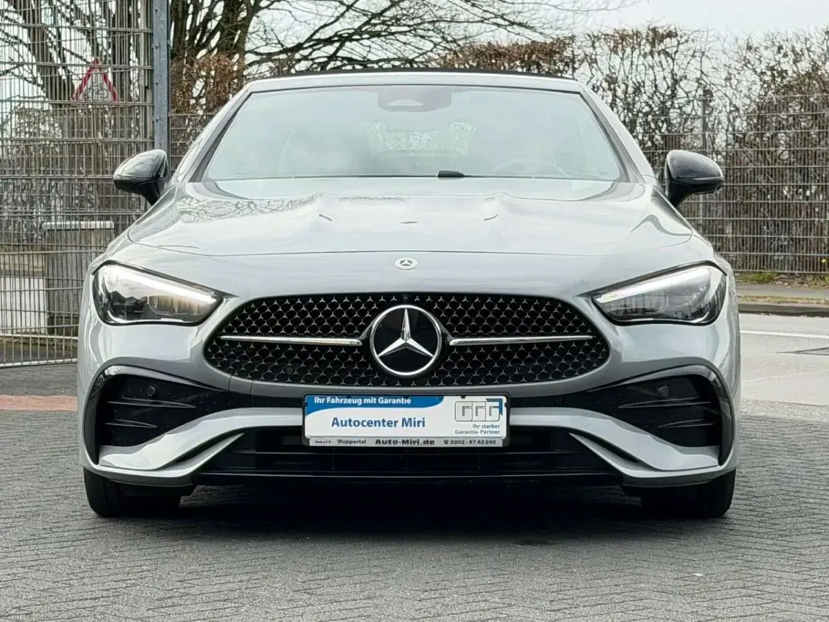 Gebraucht Mercedes CLE220 Advanced Plus 197 PS (144 kW) 2024 Grau Cabrio