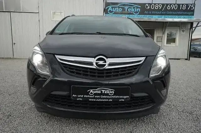 Gebraucht Opel Zafira Tourer 170 PS (125 kW) 2016 Schwarz Van / Kleinbus