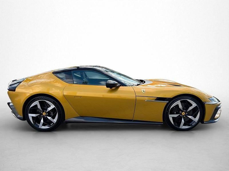 Neu Ferrari 12 Cilindri 829 PS (609 kW) 2025 Giallo montecarlo (metallic) Coupé