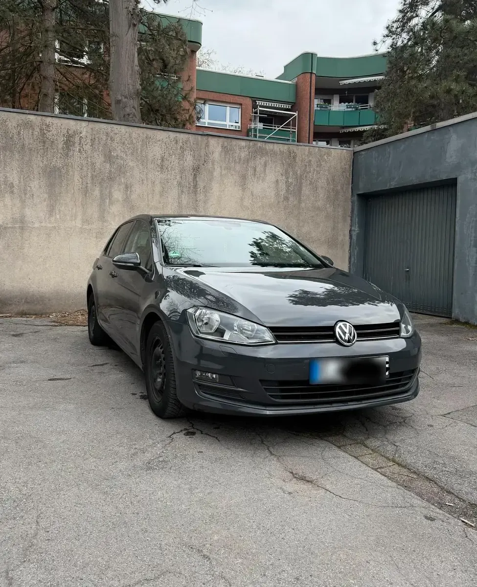 Second-hand VW Golf VII 105 CP (77 kW) 2013 Gri Berlinǎ