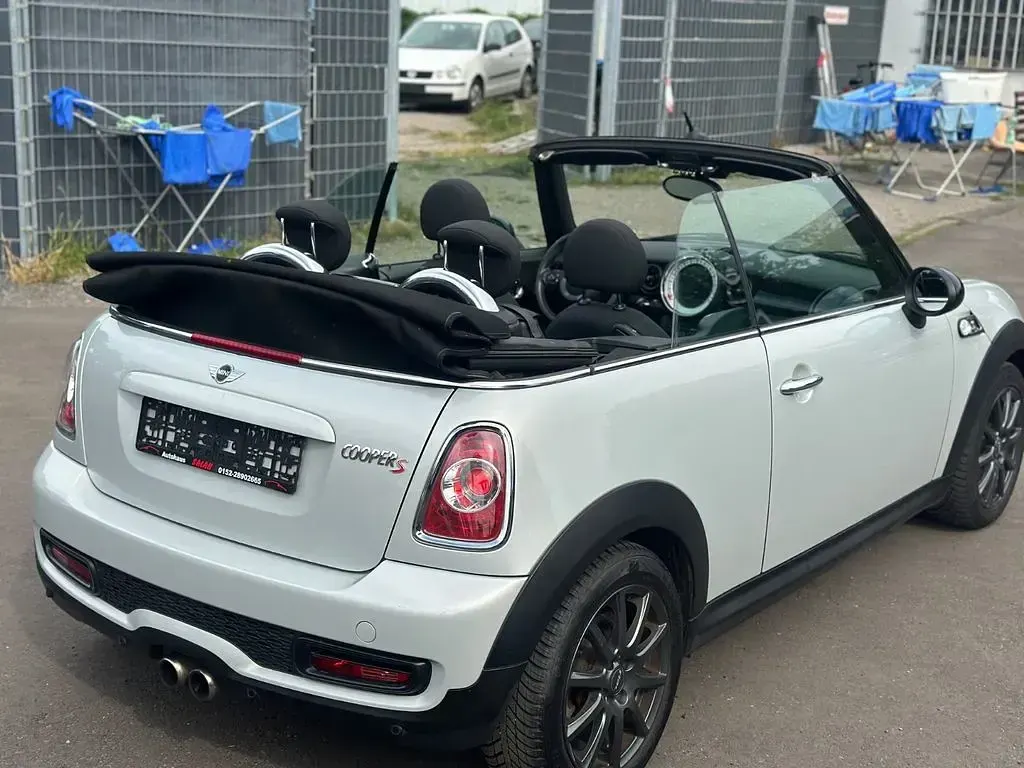Gebraucht Mini Cooper S Cabriolet 184 PS (135 kW) 2013 Silber Cabrio