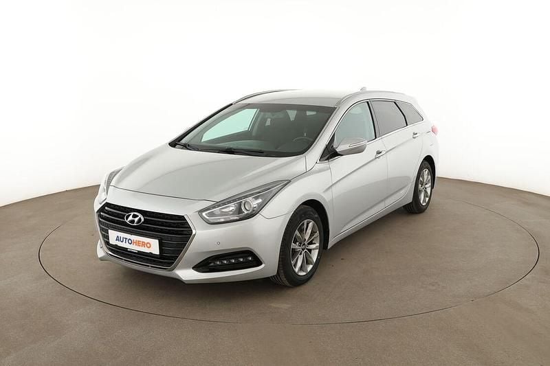 Gebraucht Hyundai i40 Trend 165 PS (121 kW) 2016 Kombi