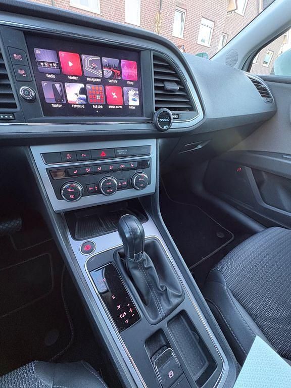 Gebraucht Seat Leon XCELLENCE 150 PS (110 kW) 2019 Weiß Limousine