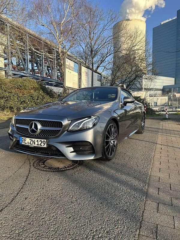 Grau Gebraucht 2018 Mercedes E200 AMG line Cabrio | 32.000 € (Fairer Preis) - Bild 1/4