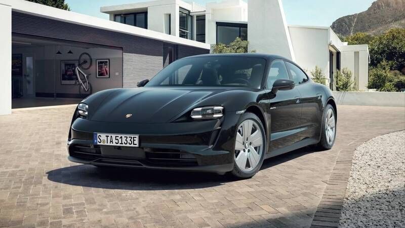 Schwarz Gebraucht 2022 Porsche Taycan Limousine | 63.900 € (Guter Preis) - Bild 1/4