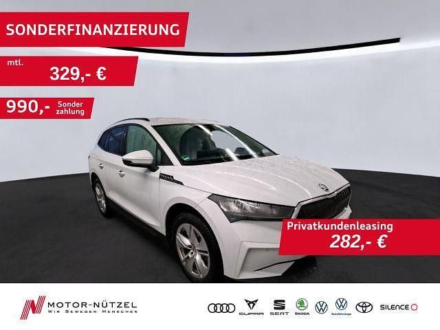 Weiß Gebraucht 2023 Skoda Enyaq iV Loft SUV | 26.430 € (Fairer Preis) - Bild 1/4