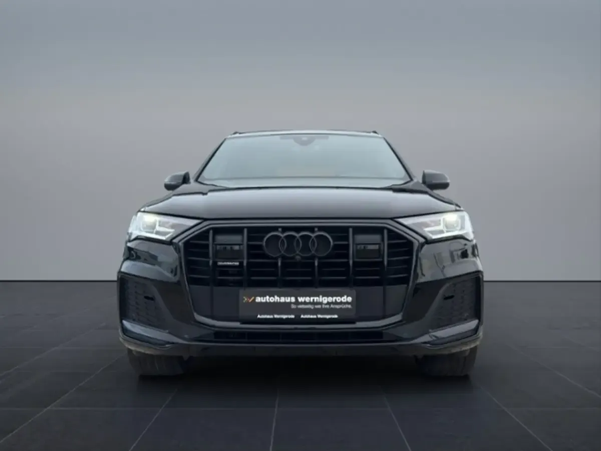 Gebraucht Audi Q7 Competition 286 PS (210 kW) 2022 Mythosschwarz metallic SUV