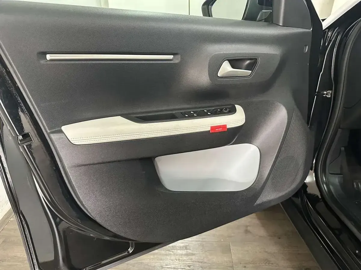 Gebraucht Citroën C3 101 PS (74 kW) 2025 Schwarz SUV