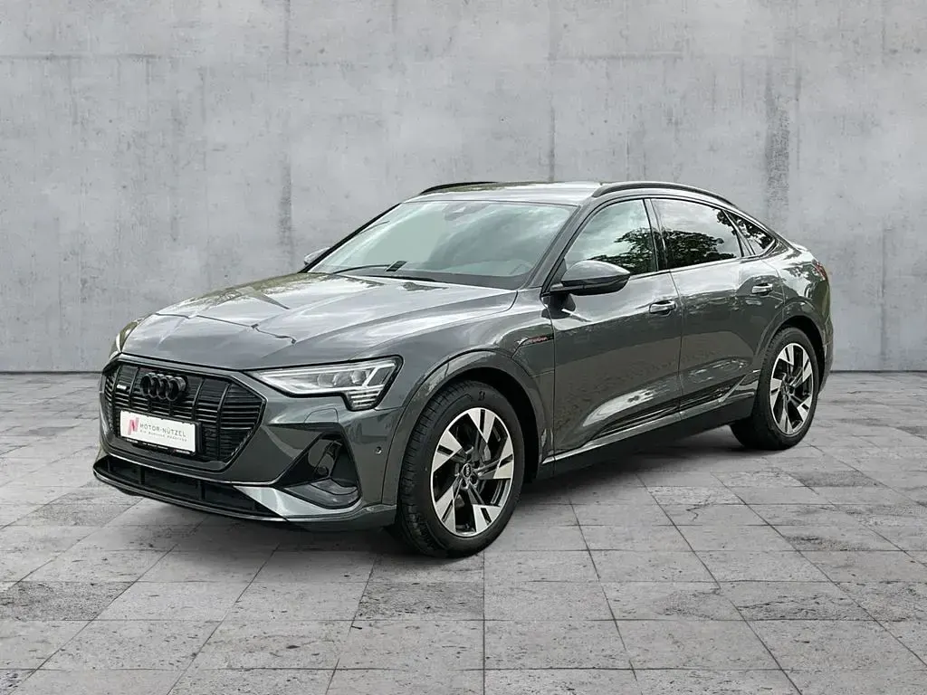 Gebraucht Audi e-tron Sportback S-Line 300 kW (408 PS) 2022 Daytonagrau perleffekt SUV
