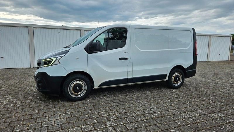 Weiß Gebraucht 2020 Renault Trafic Komfort Van | 11.500 € (Guter Preis) - Bild 1/4