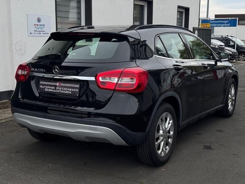 Gebraucht Mercedes GLA220 Style 177 PS (130 kW) 2016 Schwarz SUV