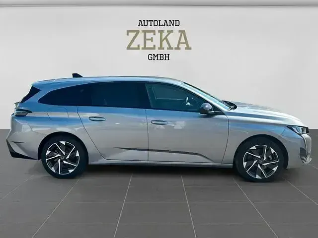 Gebraucht Peugeot 308 SW Allure 131 PS (96 kW) 2023 Grau Kombi