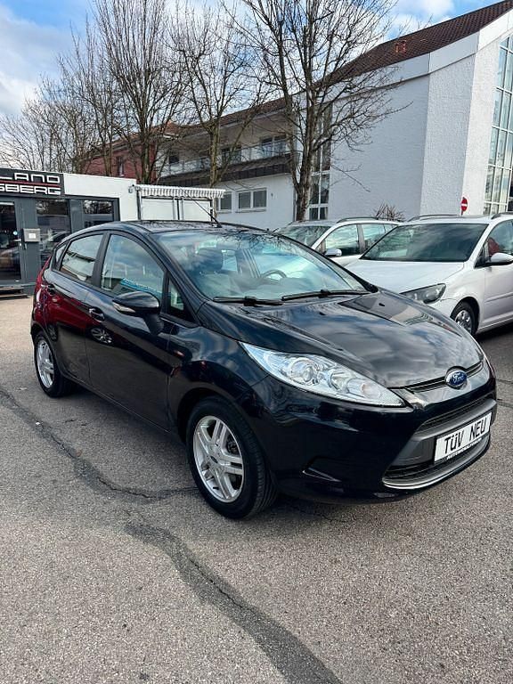 Gebraucht Ford Fiesta Trend 82 PS (60 kW) 2010 Schwarz Kleinwagen
