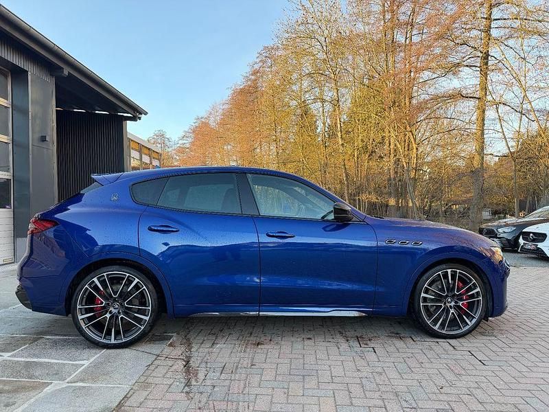 Gebraucht Maserati Levante 581 PS (427 kW) 2020 Blau SUV