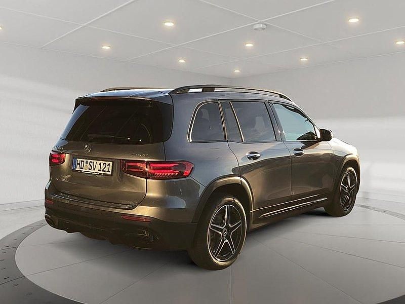 Gebraucht Mercedes GLB220 190 PS (139 kW) 2025 Metalliclack mountaingrau SUV