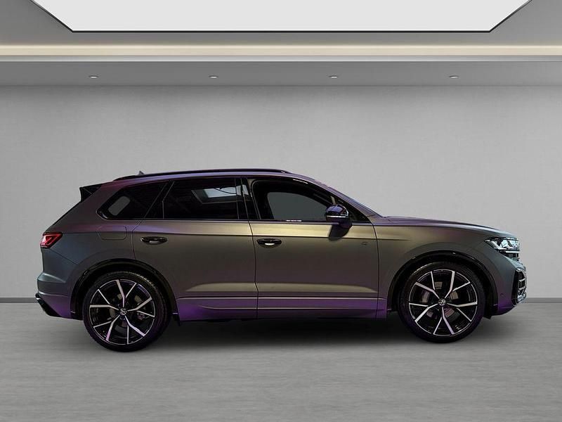 Gebraucht VW Touareg R 286 PS (210 kW) 2025 Grau SUV