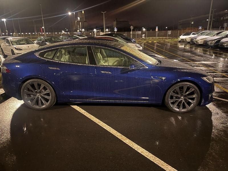 Gebraucht Tesla Model S 386 kW (525 PS) 2018 Blau Kleinwagen