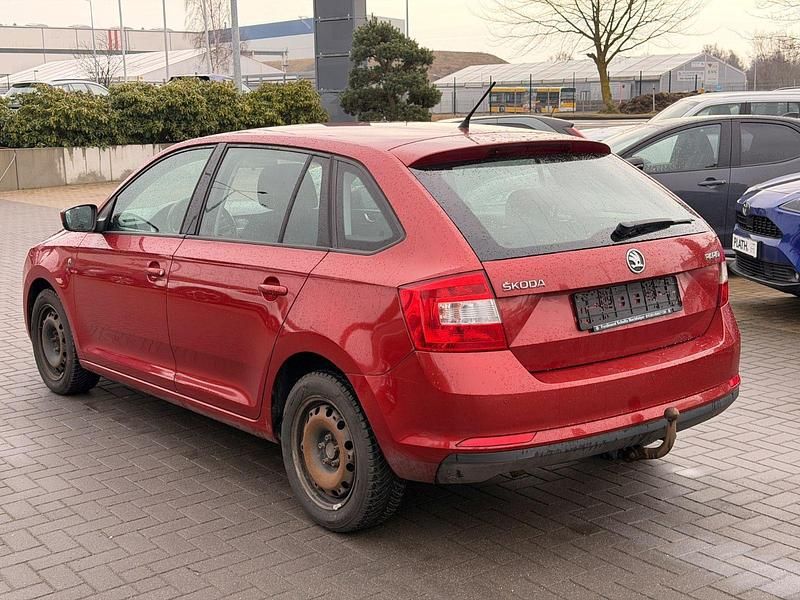 Gebraucht Skoda Rapid Ambition 86 PS (63 kW) 2014 Rot Kleinwagen