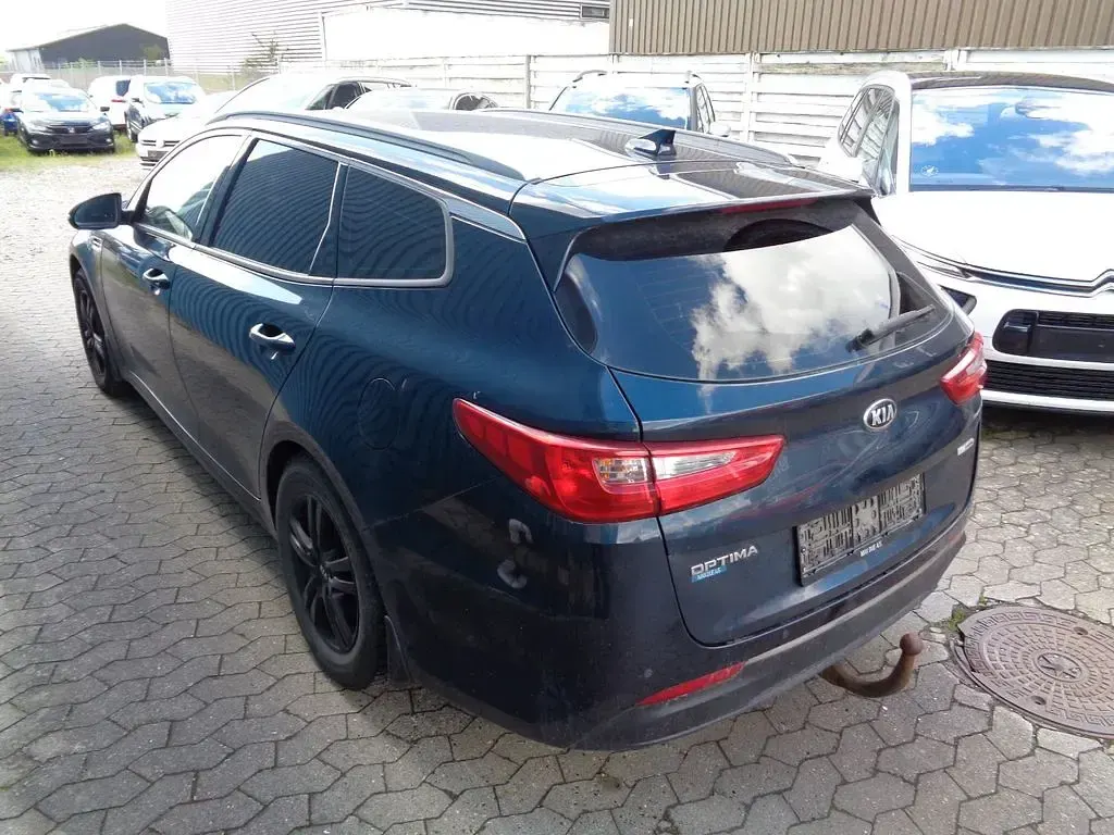 Gebraucht Kia Optima 141 PS (103 kW) 2016 Blau Kombi