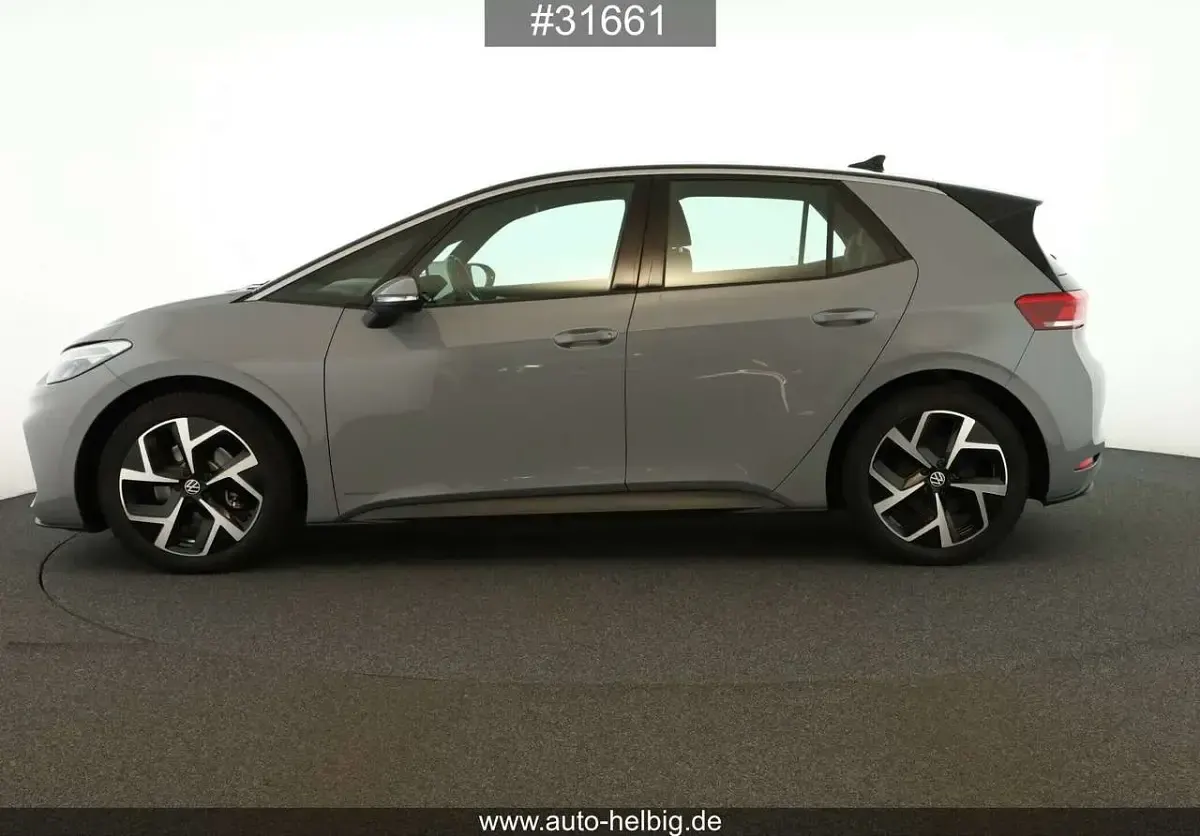 Gebraucht VW ID.3 Pro 150 kW (204 PS) 2024 Mondsteingrau Kleinwagen