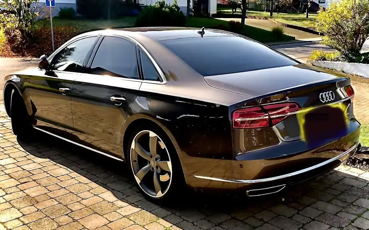 Gebraucht Audi A8 385 PS (283 kW) 2015 Braun Limousine