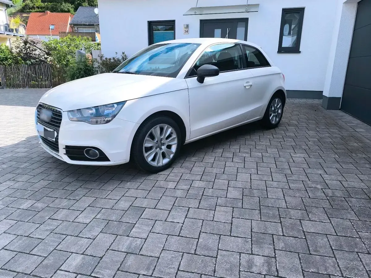 Gebraucht Audi A1 143 PS (105 kW) 2012 Weiß Kleinwagen