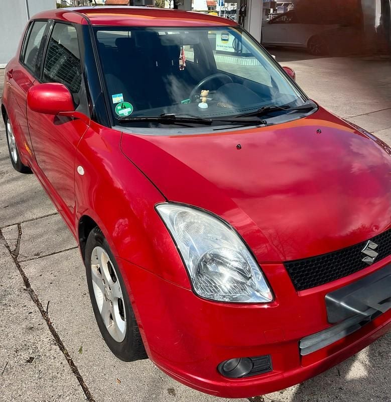 Gebraucht Suzuki Swift 92 PS (67 kW) 2007 Rot Kleinwagen