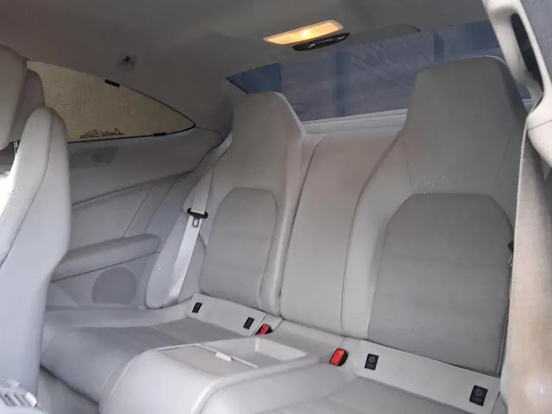 Gebraucht Mercedes C180 156 PS (114 kW) 2012 Grau Coupé