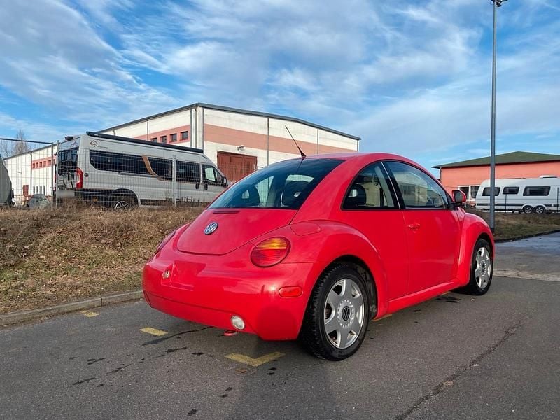 Gebraucht VW New Beetle 115 PS (84 kW) 1998 Rot Kleinwagen