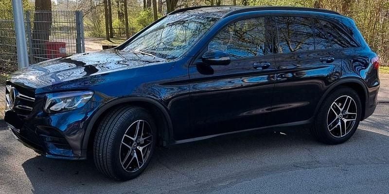 Gebraucht Mercedes GLC250 211 PS (155 kW) 2018 Blau SUV