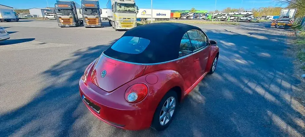 Gebraucht VW New Beetle 75 PS (55 kW) 2007 Rot Kleinwagen