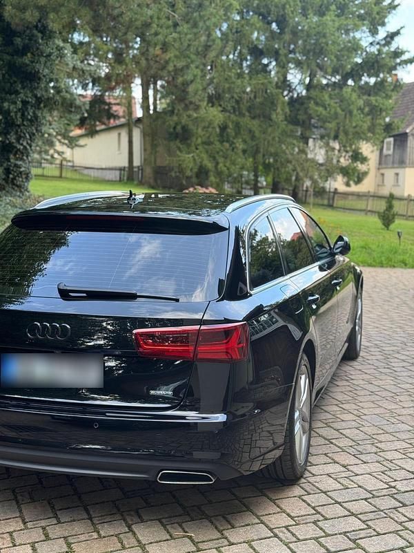 Gebraucht Audi A6 218 PS (160 kW) 2015 Schwarz Kombi