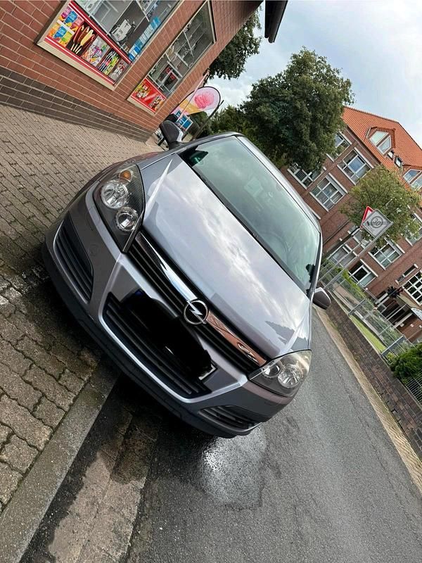 Gebraucht 2005 Opel Astra Limousine | 1.900 € (Guter Preis) - Bild 1/4