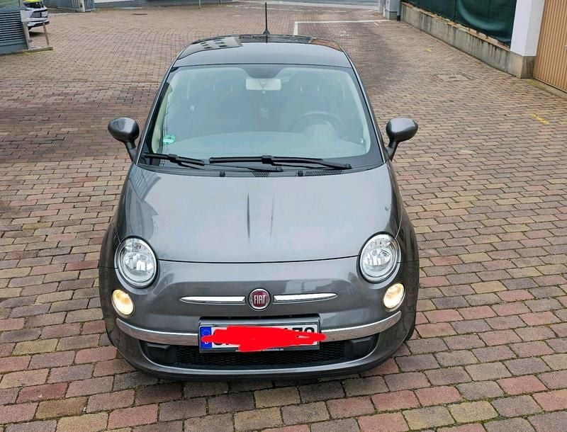 Grau Gebraucht 2015 Fiat 500 Kleinwagen | 7.300 € (Superpreis) - Bild 1/4
