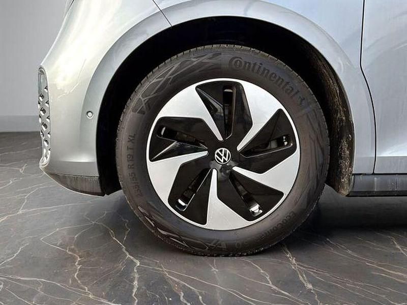Gebraucht VW ID. Buzz Pro 150 kW (204 PS) 2023 Silber Van / Kleinbus