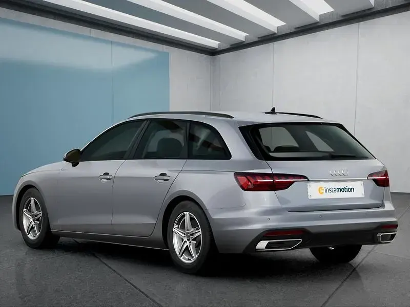 Gebraucht Audi A4 136 PS (100 kW) 2024 Silber Kombi