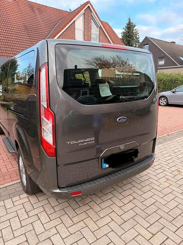 Gebraucht Ford Tourneo Titanium X 185 PS (136 kW) 2020 Grau Van / Kleinbus